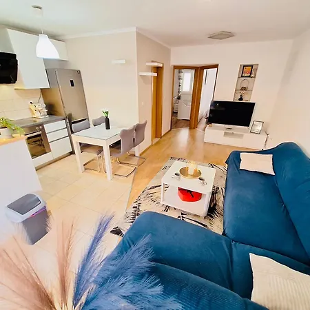 Apartment Lana Stobrec